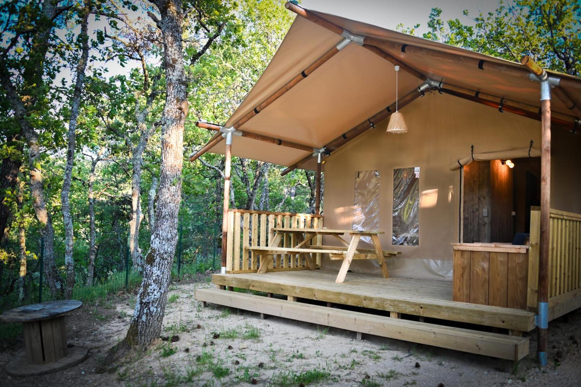 Camping Le Colorado Rustrel Eksteriør billede